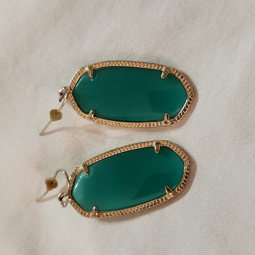 Kendra scott earrings